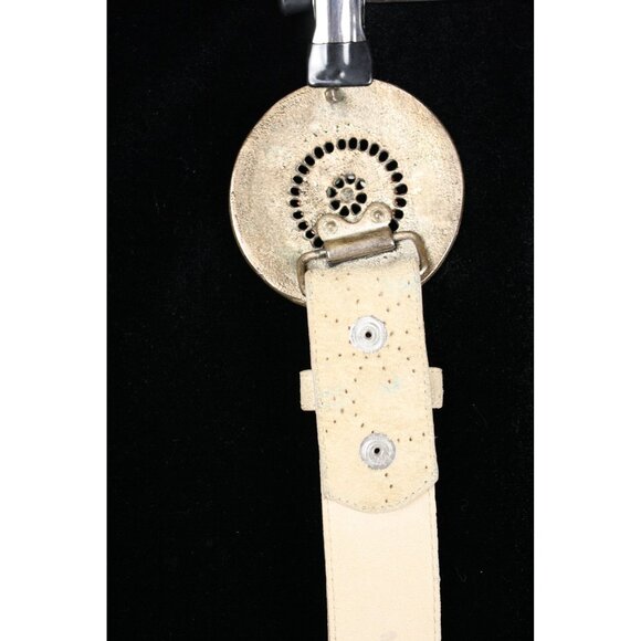 2 Women's Leather Belts - Picture 4 of 9